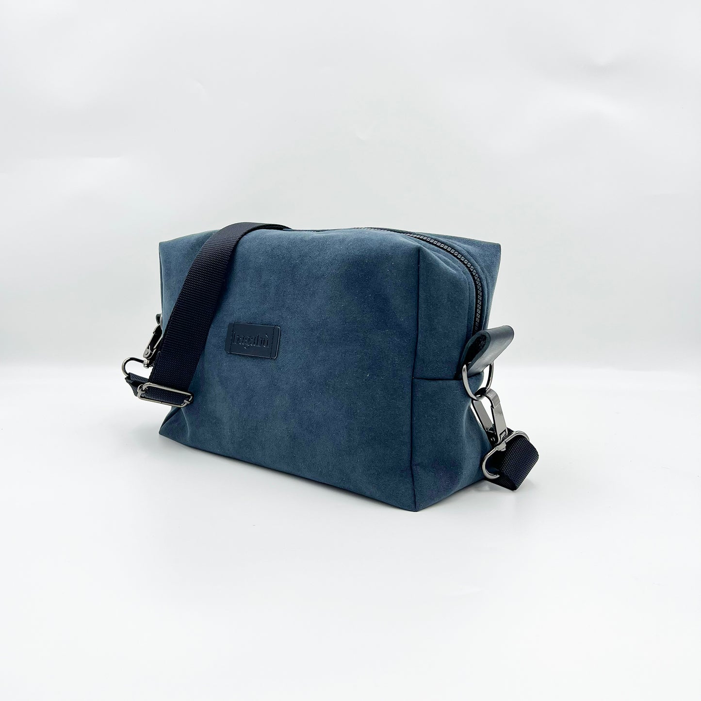 gray rambler bag