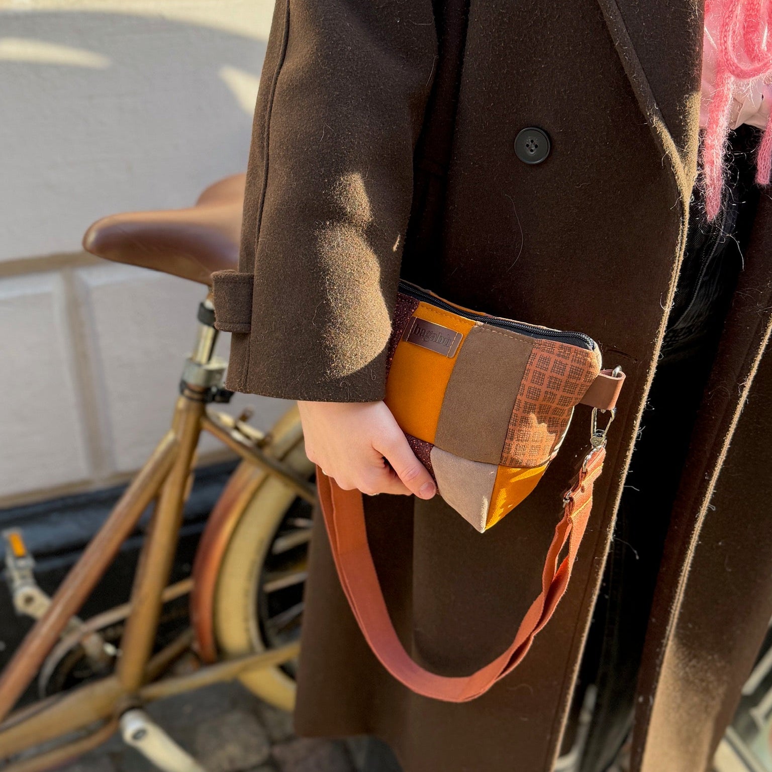 brown and orange shade bag