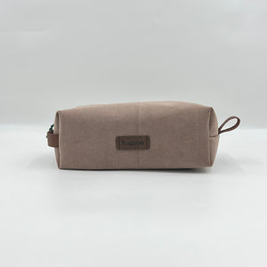 light brown toiletry bag