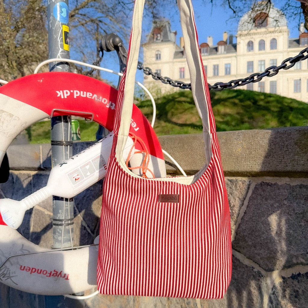 red stripped bag 