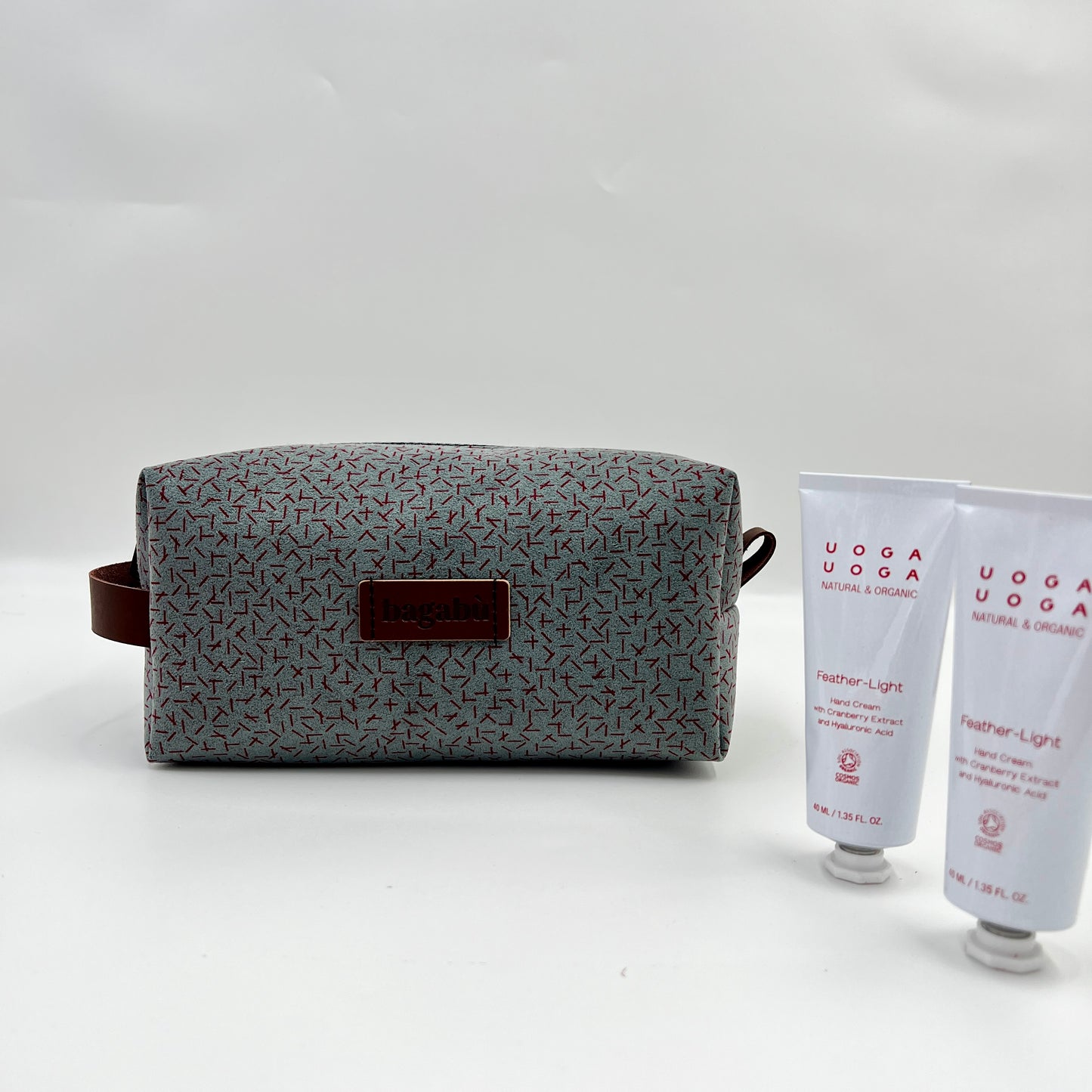 Gray & Red Toiletry + Uoga Natural Hand Cream 🎁