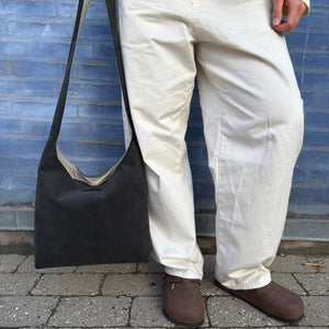 black hobo bag
