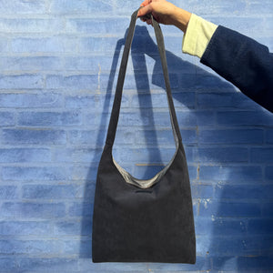 black hobo bag