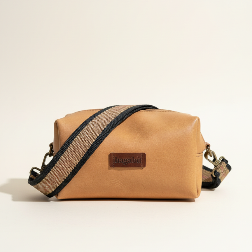 light brown piccolo rambler 